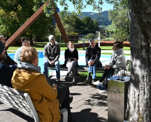 Das Thema Mobilität machte unsere MitarbeiterInnen mobil. Unter der Gruppenleitung von Pia Hofmann erarbeitete diese Arbeitsgruppe ihre Ideen im Freien.