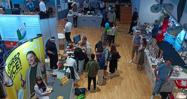 Messestand von oberrainanderskompetent auf der jobivent aus der Vogelperspektive