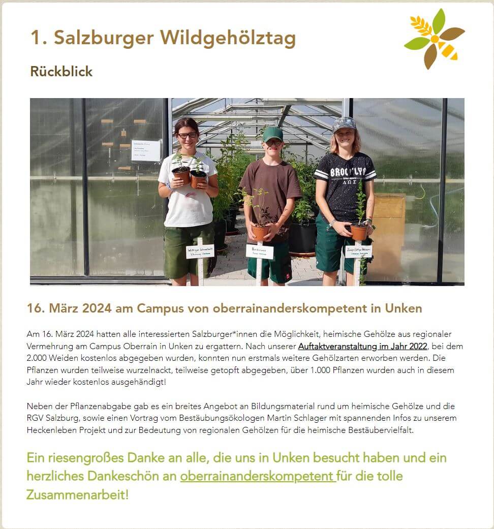 Drei junge Menschen mit Pflanzen vor Gewächshaus, Inklusion, Arbeit und Bildung bei anderskompetent